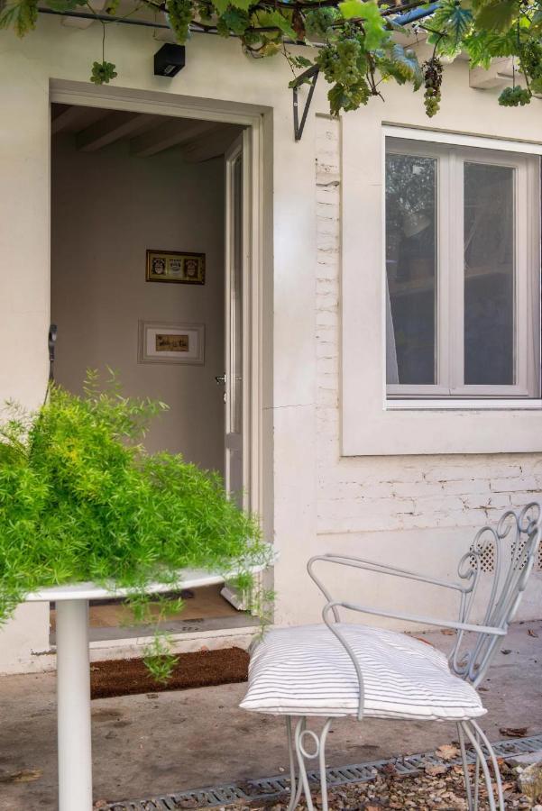 Boutique Apartment With Private Rooms And Garden Oasis Firenze Kültér fotó
